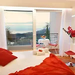 Hotel Felix Residence&lucia Simona Mousata