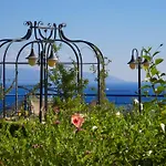 Felix Residence&lucia Simona 3* Mousata